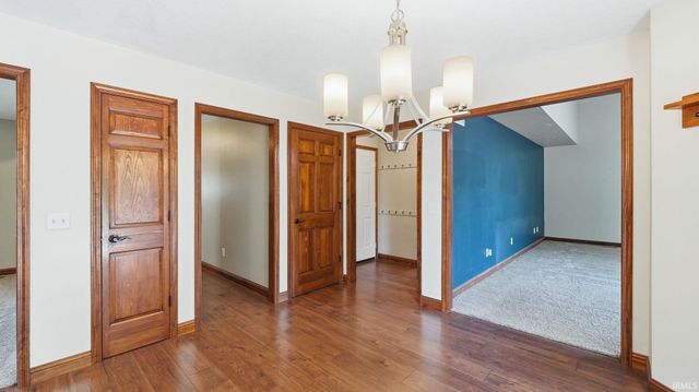 8211 Fallen Pine Court, Fort Wayne, IN 46815