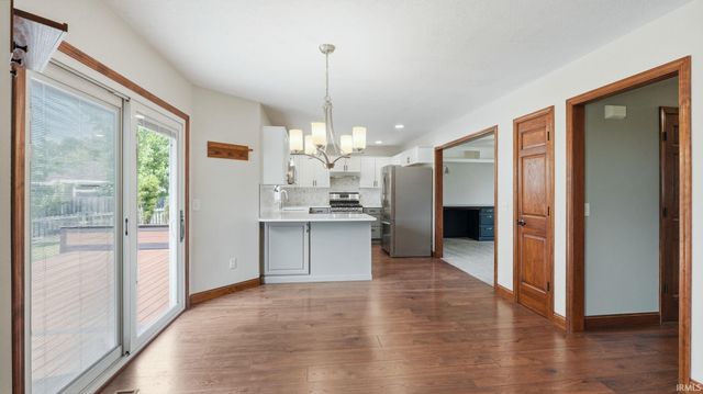 8211 Fallen Pine Court, Fort Wayne, IN 46815