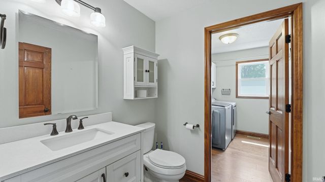 8211 Fallen Pine Court, Fort Wayne, IN 46815