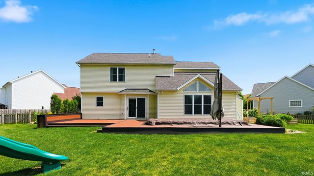 8211 Fallen Pine Court, Fort Wayne, IN 46815