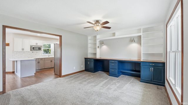 8211 Fallen Pine Court, Fort Wayne, IN 46815