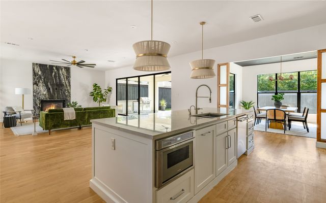 5430 Belmont Avenue, Dallas, TX 75206