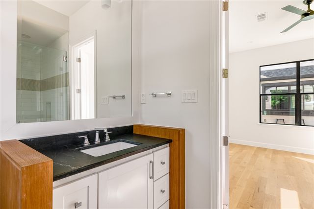 5430 Belmont Avenue, Dallas, TX 75206
