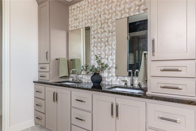 5430 Belmont Avenue, Dallas, TX 75206