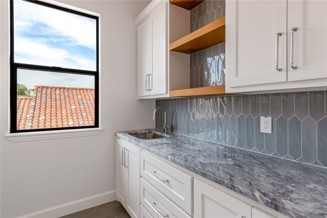 5430 Belmont Avenue, Dallas, TX 75206
