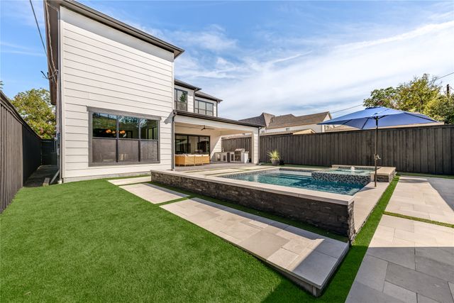 5430 Belmont Avenue, Dallas, TX 75206