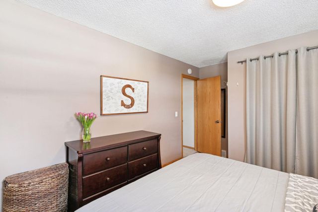 1186 Quincy Street, Shakopee, MN 55379