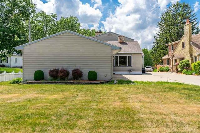 2230 S Riverside Drive, Beloit, WI 53511