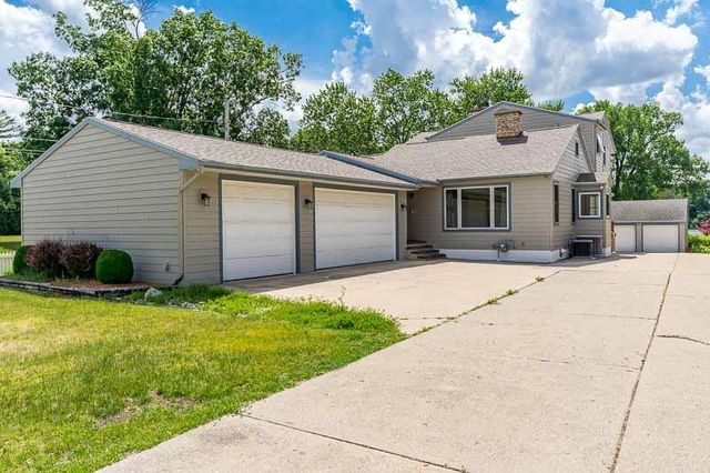 2230 S Riverside Drive, Beloit, WI 53511
