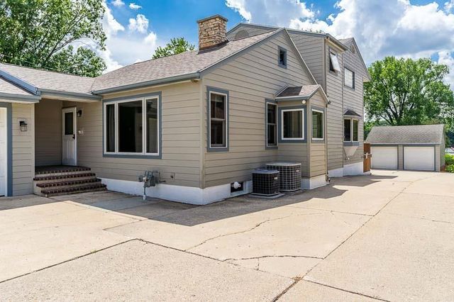 2230 S Riverside Drive, Beloit, WI 53511