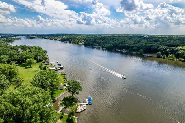 2230 S Riverside Drive, Beloit, WI 53511