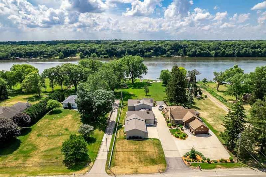 2230 S Riverside Drive, Beloit, WI 53511