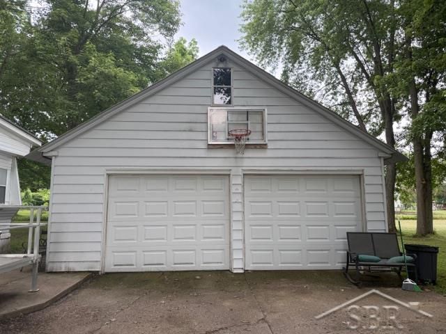 8709 Pine Court, Clio, MI 48420