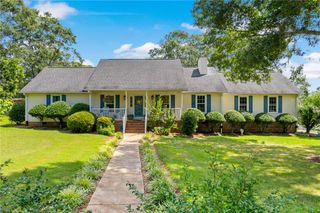 100 Wildberry Court, Easley, SC 29642