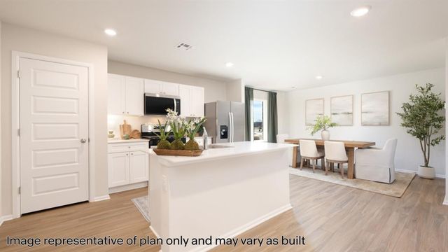 11529 SW 40th Street, Mustang, OK 73064