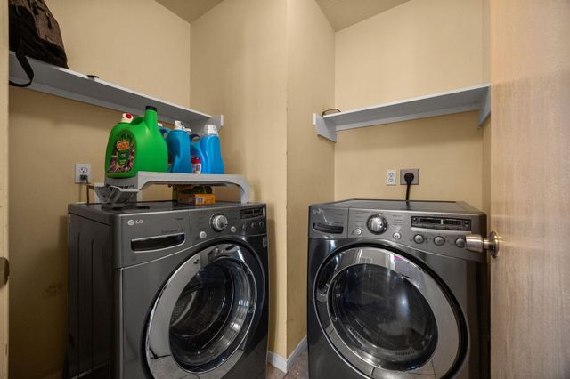 2526 Tomsbrook Drive, Houston, TX 77067