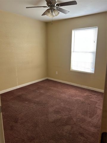 3717 N Crump, Fort Worth, TX 76106