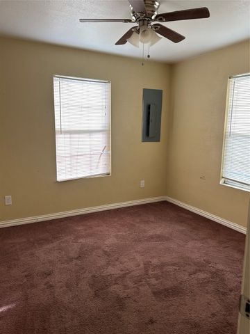 3717 N Crump, Fort Worth, TX 76106