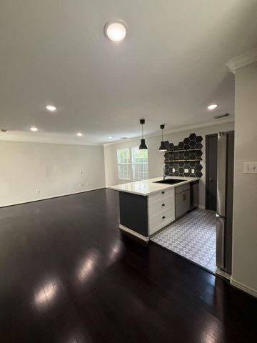 9623 Elmview Place 1, Houston, TX 77080