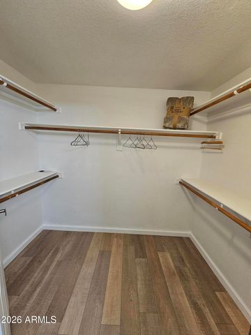 10410 N CAVE CREEK Road 1008, Phoenix, AZ 85020