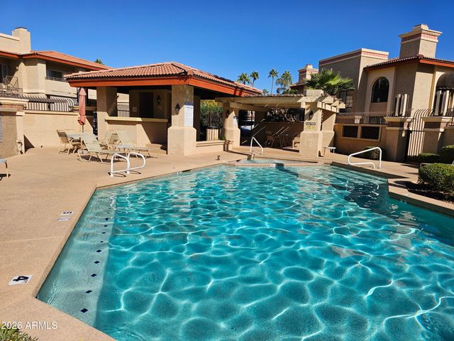 10410 N CAVE CREEK Road 1008, Phoenix, AZ 85020