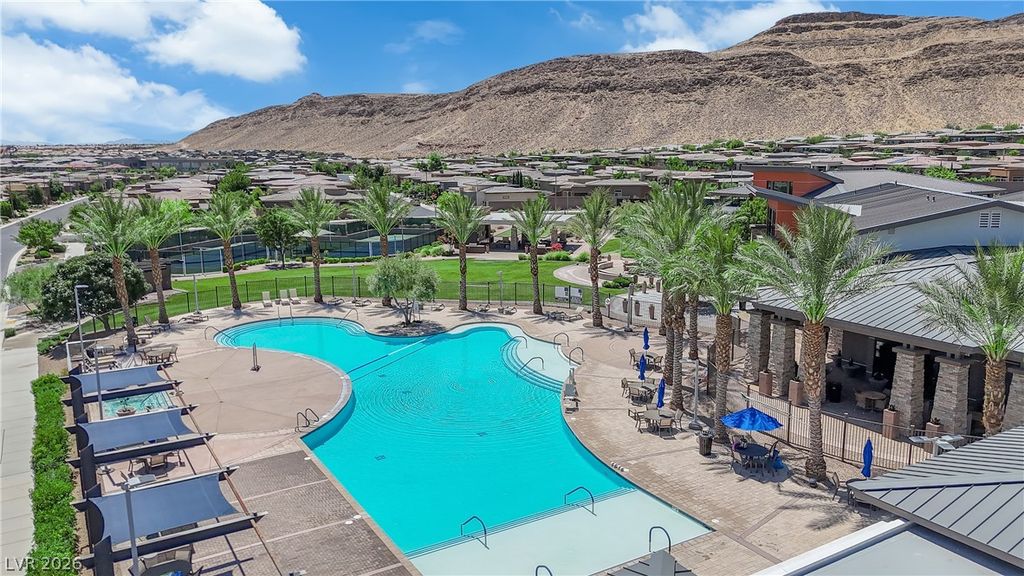 6677 Regency Stone Way, Las Vegas, NV 89148 — photo 3