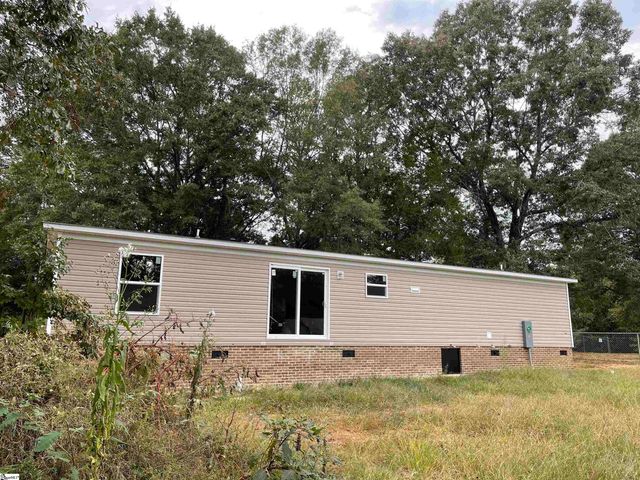 26 Pecan Street, Pacolet, SC 29372
