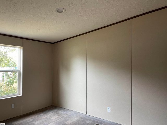 26 Pecan Street, Pacolet, SC 29372