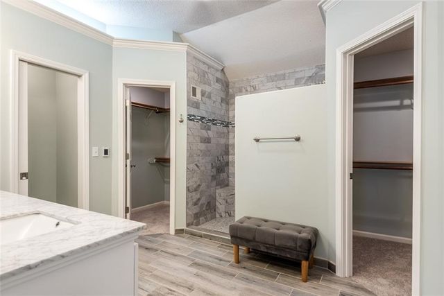 12822 Lucille Street, Overland Park, KS 66213