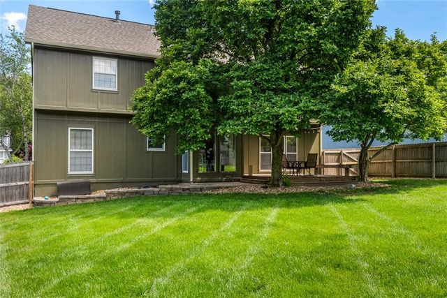 12822 Lucille Street, Overland Park, KS 66213