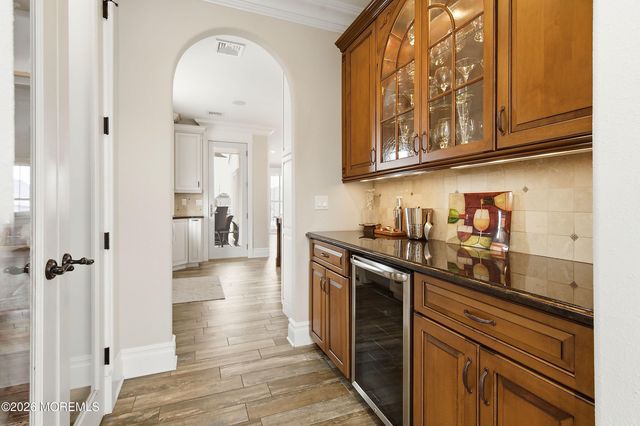 14 Lagoon Drive W, Toms River, NJ 08753
