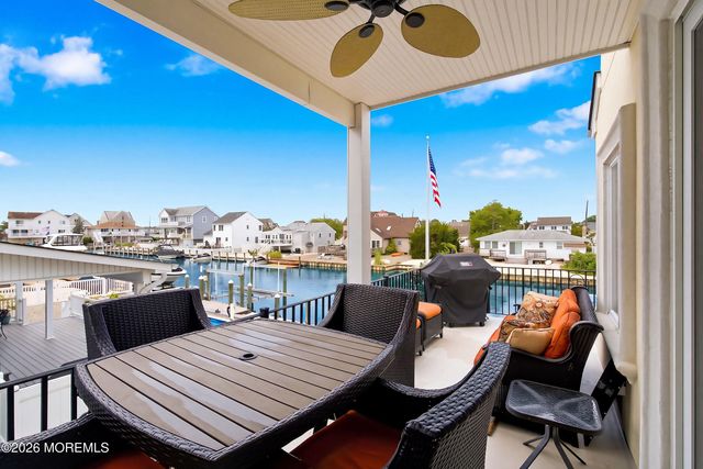14 Lagoon Drive W, Toms River, NJ 08753