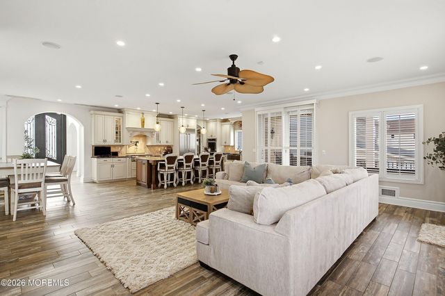 14 Lagoon Drive W, Toms River, NJ 08753