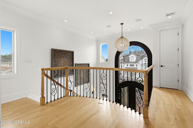14 Lagoon Drive W, Toms River, NJ 08753