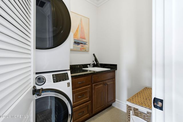 14 Lagoon Drive W, Toms River, NJ 08753