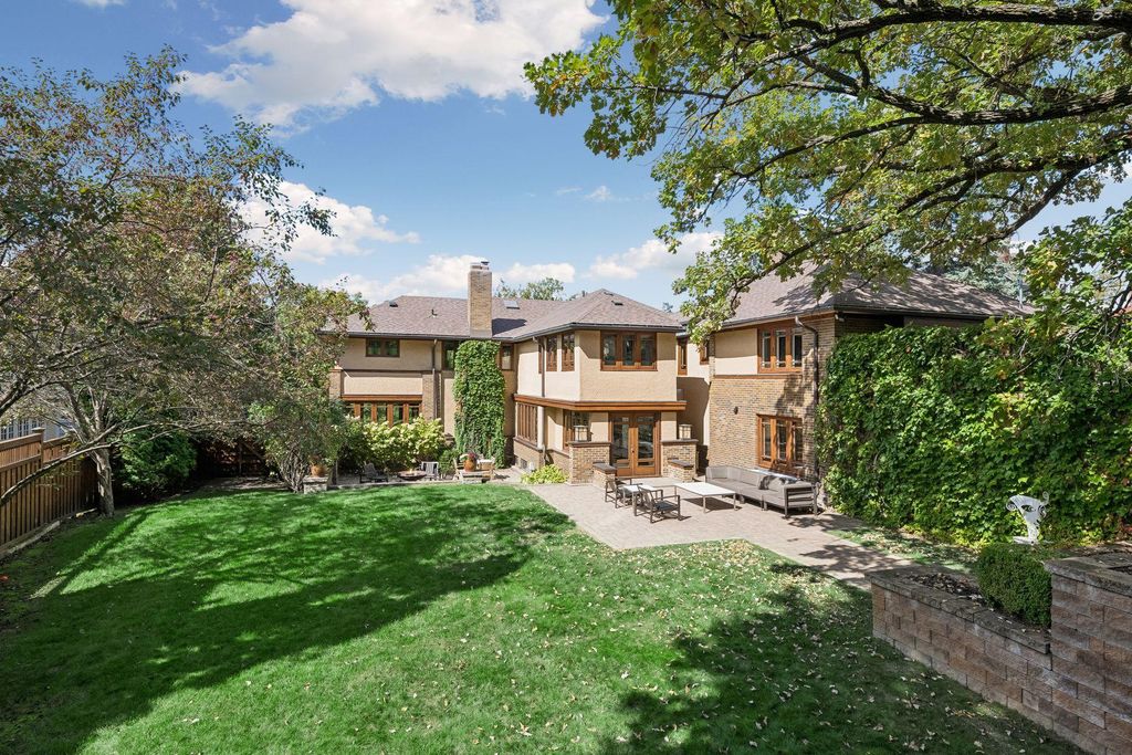 2409 E Lake Of The Isles Parkway, Minneapolis, MN 55405 — photo 2