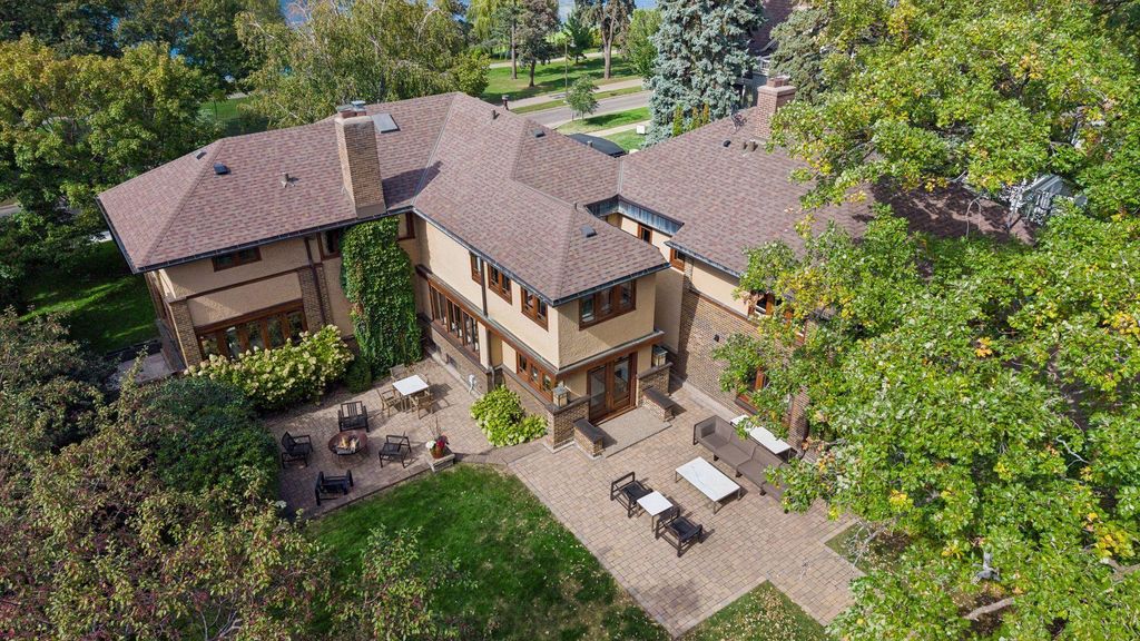 2409 E Lake Of The Isles Parkway, Minneapolis, MN 55405 — photo 3