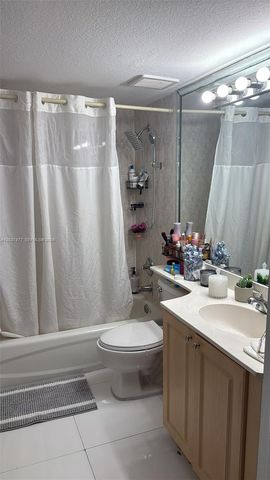 814 NW 36th Avenue 208, Miami, FL 33125