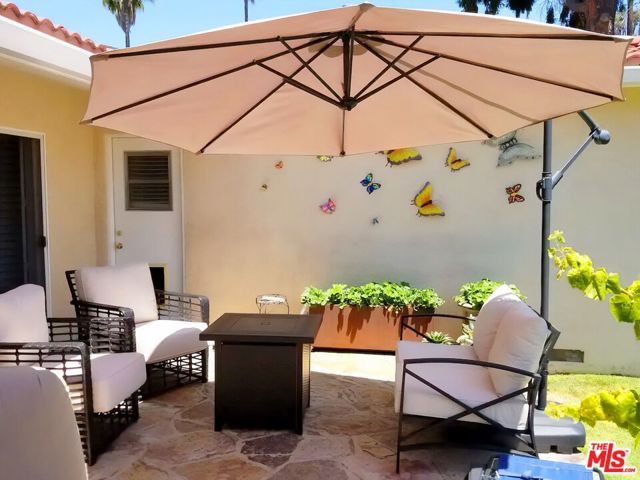 5912 S Halm Avenue, Los Angeles, CA 90056