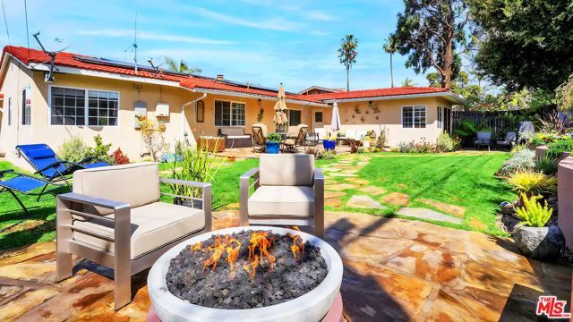5912 S Halm Avenue, Los Angeles, CA 90056