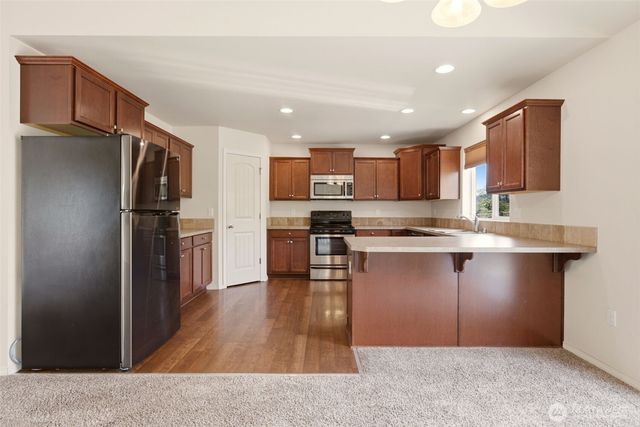 22217 Military Rd S, Seatac, WA 98198