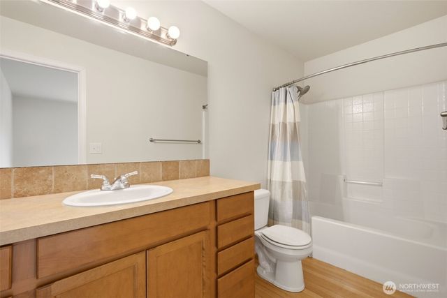 22217 Military Rd S, Seatac, WA 98198