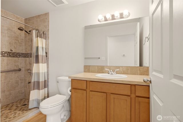 22217 Military Rd S, Seatac, WA 98198