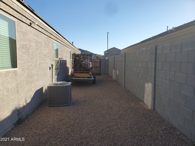 4068 W CRESCENT Road, San Tan Valley, AZ 85144