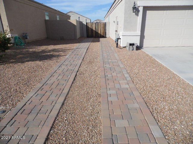 4068 W CRESCENT Road, San Tan Valley, AZ 85144