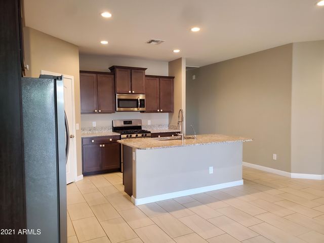 4068 W CRESCENT Road, San Tan Valley, AZ 85144