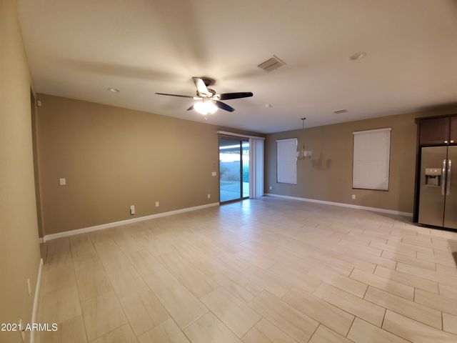 4068 W CRESCENT Road, San Tan Valley, AZ 85144