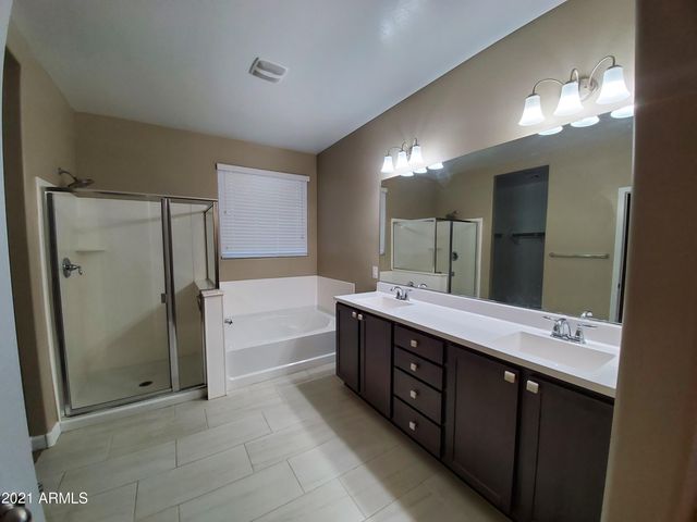 4068 W CRESCENT Road, San Tan Valley, AZ 85144