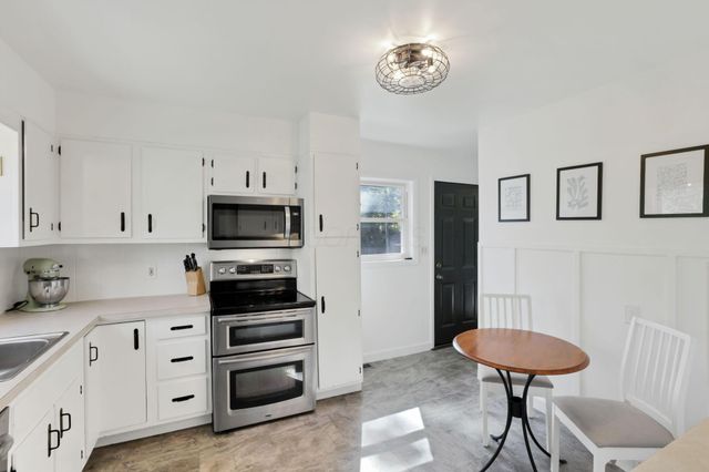 2669 Nottingham Road, Columbus, OH 43221