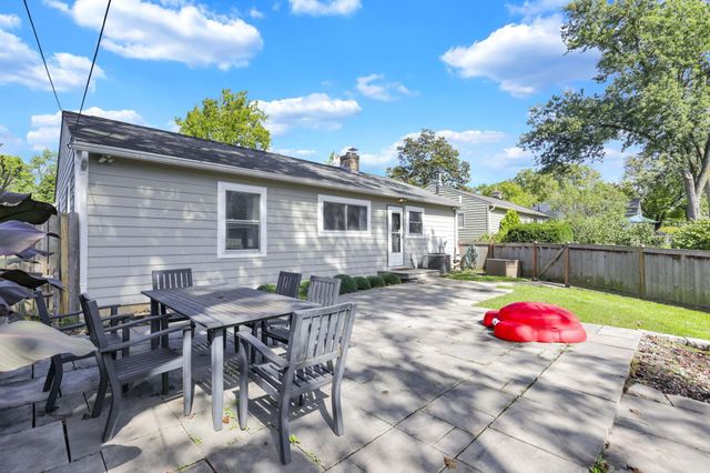 2669 Nottingham Road, Columbus, OH 43221